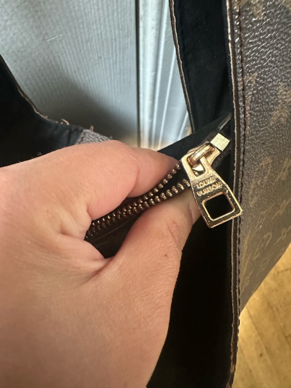 Louis Vuitton Mahina Carmel Tote Bag - Picture 4 of 11